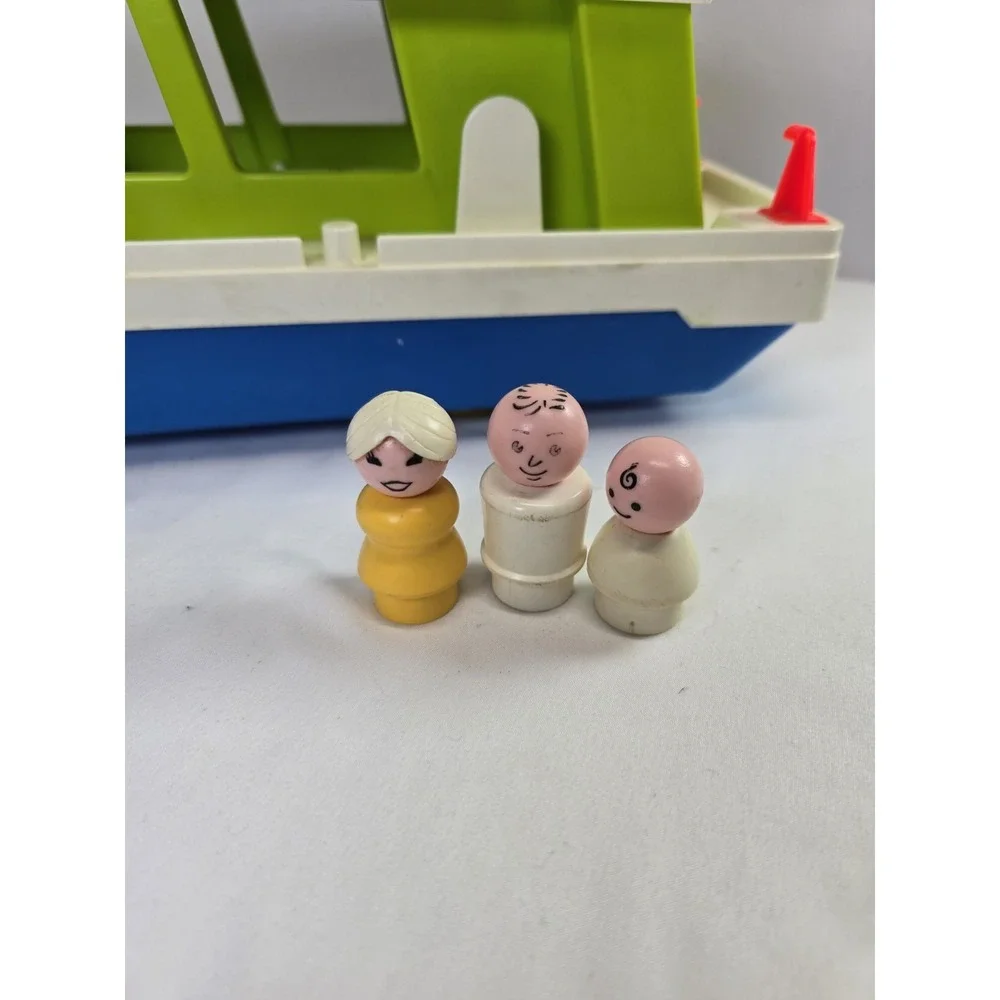 VTG Fisher Price Little People Play Family Houseboat Boat 3 Figures 985 Clicks